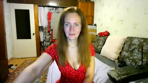 juliaa_foxi online show from May 16, 2026, 7:01 pm