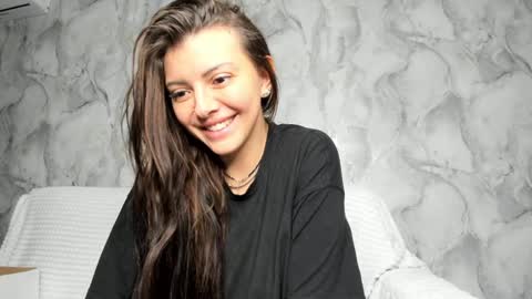 Julia online show from January 6, 2025, 5:06 pm