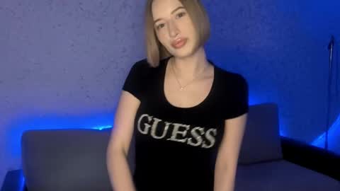 Kate online show from March 27, 2026, 7:02 pm