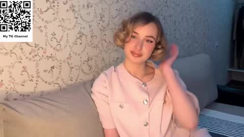 Snapshot of juliahupman chatting on May 1, 2026, 6:34 pm Kate online show from May 1, 2026, 6:34 pm