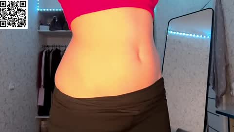 Snapshot of juliahupman chatting on May 14, 2026, 7:09 pm Kate online show from May 14, 2026, 7:09 pm