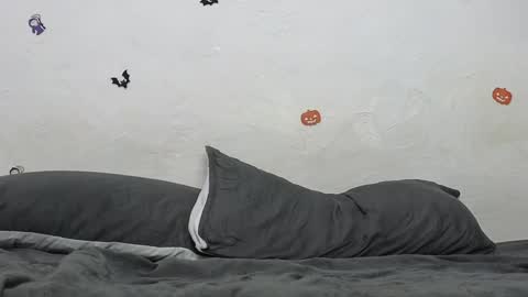 julian_whitee654 online show from January 27, 2025, 2:46 pm