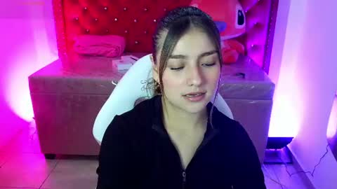 juliana_diamond_ online show from July 2, 2026, 3:06 am