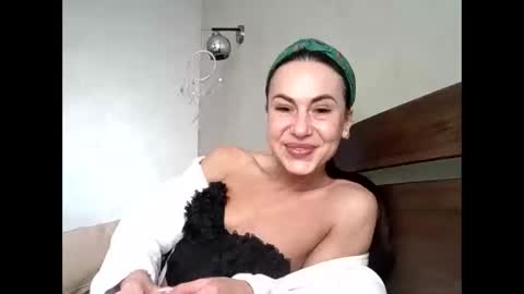 Snapshot of julianagold1 chatting on March 28, 2026, 12:16 pm julianagold1 online show from March 28, 2026, 12:16 pm