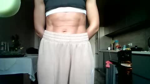 Snapshot of julianagold1 chatting on May 8, 2026, 5:18 pm julianagold1 online show from May 8, 2026, 5:18 pm