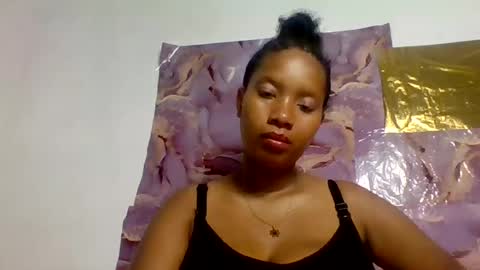 Snapshot of julianah93 chatting on July 19, 2026, 1:09 am Julianah online show from July 19, 2026, 1:09 am
