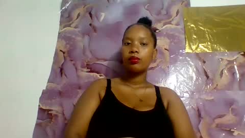 Snapshot of julianah93 chatting on July 19, 2026, 1:15 pm Julianah online show from July 19, 2026, 1:15 pm