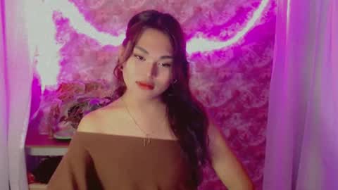 julianfoxs online show from July 15, 2026, 7:19 pm