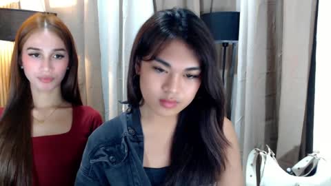 julianfoxs online show from July 23, 2026, 6:50 pm