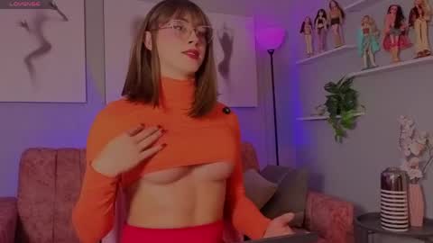 Juliana online show from June 8, 2026, 9:15 pm