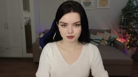 Snapshot of juliaortega_ chatting on July 12, 2026, 8:27 am Julia online show from July 12, 2026, 8:27 am