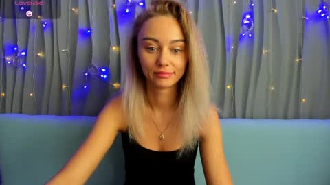 Yulya online show from April 7, 2026, 3:07 am