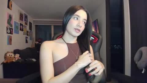 Jeimy Help me to reach 100 thumbs up online show from November 8, 2025, 12:33 am