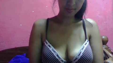 Snapshot of julie0612 chatting on January 18, 2026, 5:50 pm julie0612 online show from January 18, 2026, 5:50 pm