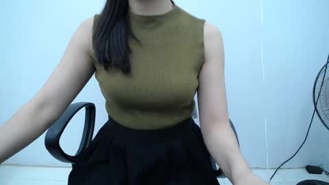 julie9x online show from June 29, 2026, 8:31 pm