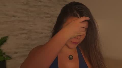 Snapshot of julie_belle_ chatting on June 26, 2026, 9:52 pm luu online show from June 26, 2026, 9:52 pm