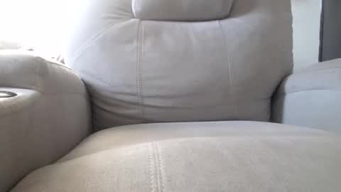 Julie bunny online show from September 24, 2025, 11:35 am