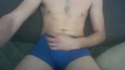 Snapshot of julien6100 chatting on January 12, 2025, 12:28 am Juju online show from January 12, 2025, 12:28 am