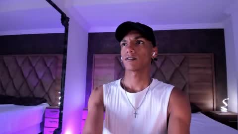 Julien online show from March 29, 2026, 10:48 am