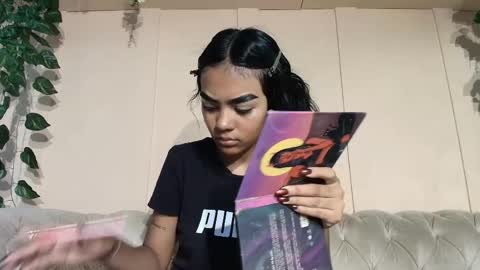 Snapshot of julieta_aguilar chatting on April 26, 2026, 7:00 pm Juli online show from April 26, 2026, 7:00 pm