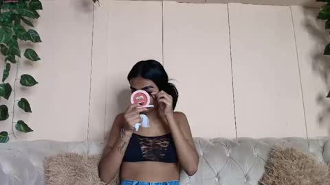Snapshot of julieta_aguilar chatting on April 28, 2026, 7:08 pm Juli online show from April 28, 2026, 7:08 pm