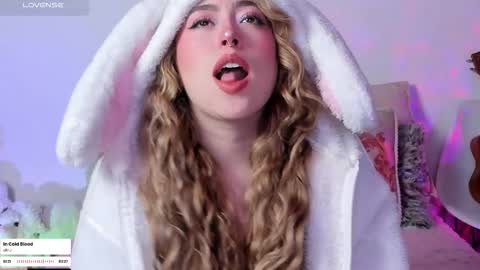 Juli  online show from March 9, 2026, 3:43 am