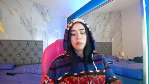 Snapshot of julieta_de_los_angeles chatting on February 26, 2025, 6:47 am Julieta online show from February 26, 2025, 6:47 am