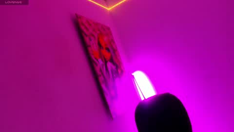 Snapshot of julieta_princess_ chatting on June 4, 2026, 12:49 am online show from June 4, 2026, 12:49 am