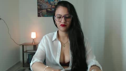 Snapshot of julieta_r0ssi chatting on December 14, 2025, 5:46 am Julieta r0ssi online show from December 14, 2025, 5:46 am