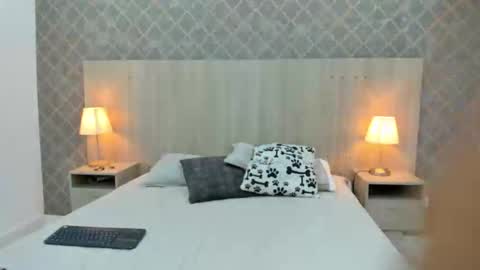 Julieta Robertson online show from March 16, 2026, 3:56 am