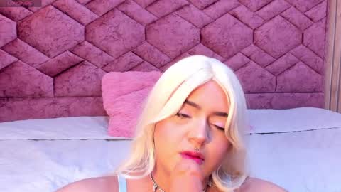 Snapshot of julieta_sweett20 chatting on May 20, 2026, 1:06 pm Julieta online show from May 20, 2026, 1:06 pm