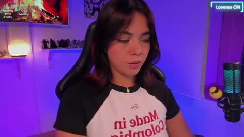 Snapshot of julietariverss chatting on March 28, 2026, 8:41 pm Julieta online show from March 28, 2026, 8:41 pm