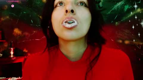 Snapshot of julieth_sex1 chatting on May 17, 2026, 6:11 am online show from May 17, 2026, 6:11 am
