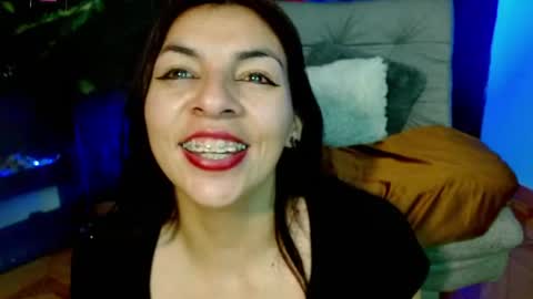 Snapshot of julieth_sex1 chatting on July 2, 2026, 9:37 am online show from July 2, 2026, 9:37 am
