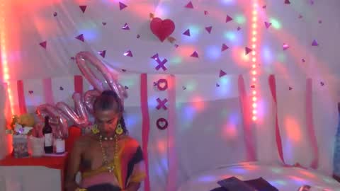 Snapshot of julieth_wolf chatting on February 13, 2025, 2:56 am Julieth Wolf online show from February 13, 2025, 2:56 am