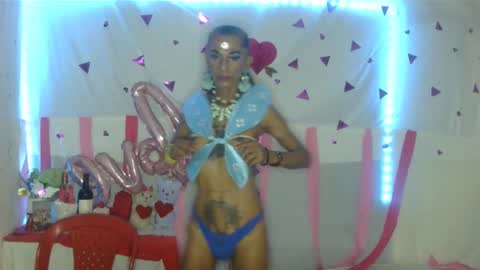 Snapshot of julieth_wolf chatting on February 14, 2025, 12:41 am Julieth Wolf online show from February 14, 2025, 12:41 am