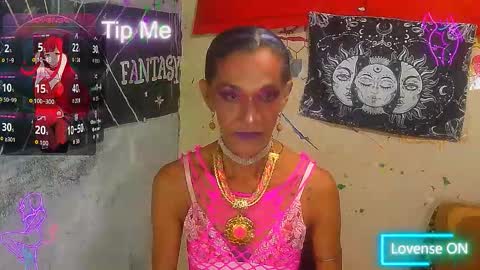 Snapshot of julieth_wolf chatting on October 30, 2025, 1:23 pm Julieth Wolf online show from October 30, 2025, 1:23 pm