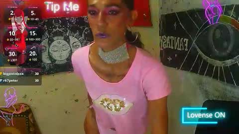 Snapshot of julieth_wolf chatting on November 8, 2025, 8:51 pm Julieth Wolf online show from November 8, 2025, 8:51 pm