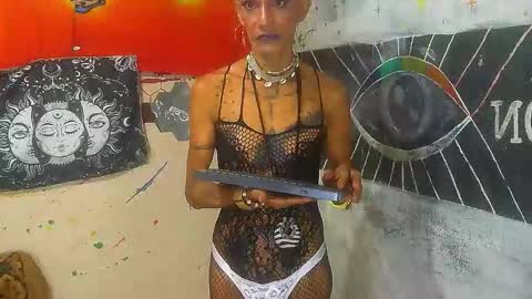 Snapshot of julieth_wolf chatting on November 14, 2025, 1:59 am Julieth Wolf online show from November 14, 2025, 1:59 am