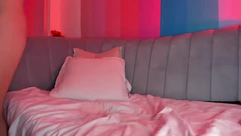   online show from July 11, 2026, 10:00 pm