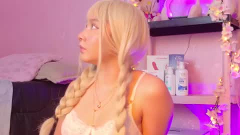 Snapshot of juliethmosss chatting on June 24, 2026, 9:58 pm Julieth online show from June 24, 2026, 9:58 pm