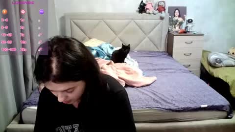 Julietkitty online show from July 8, 2026, 4:39 am