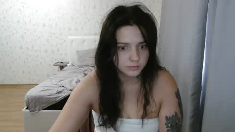 Julietkitty online show from July 13, 2026, 4:04 am