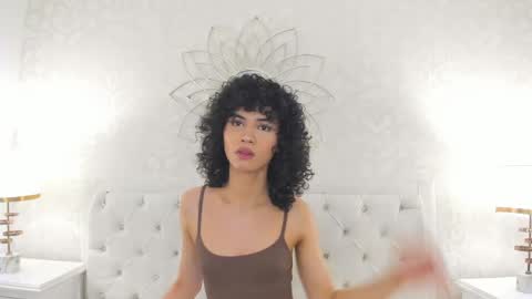 julietta    online show from May 16, 2026, 12:04 pm