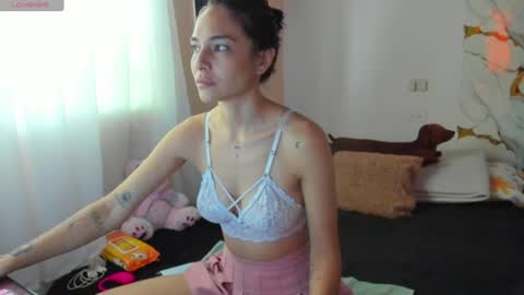 juliette online show from June 14, 2026, 3:25 pm