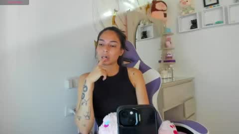 juliette online show from July 28, 2026, 8:52 pm