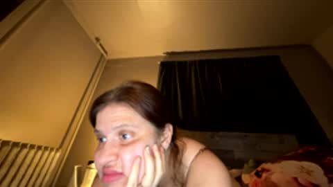 juliettelatte81200 online show from June 9, 2026, 1:17 am
