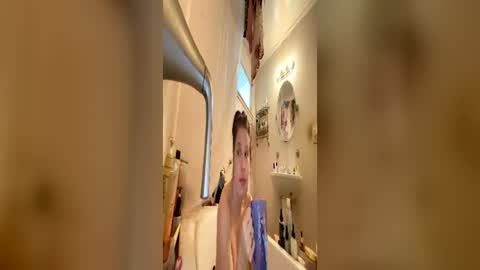juliettelatte81200 online show from July 3, 2026, 4:24 pm