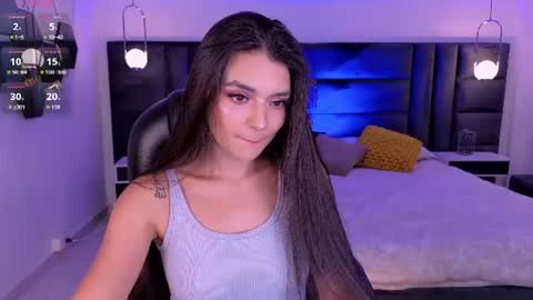 Juliette Moreau online show from July 16, 2026, 7:42 pm