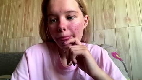 Malin online show from July 23, 2026, 5:49 am